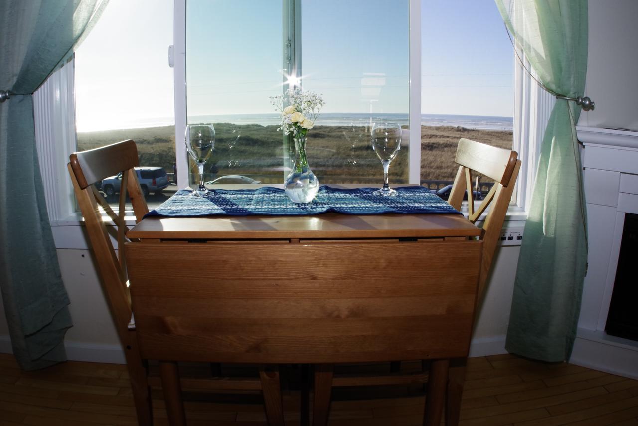 The Tradewinds Condo/Hotel Сийсайд Екстериор снимка